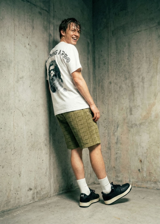 Гірчічні шорти Bape Aape by A BATHING APE Logo Monogram Velour Color Khaki Shorts Unisex