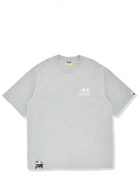 Серая футболка Bape Aape by A BATHING APE x New Balance Ape Head Relaxed Fit Color Grey T-Shirt Mens