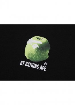 Чорна футболка Bape Apple Graphic By Bathing Ape Relaxed Fit Tee - FA1175