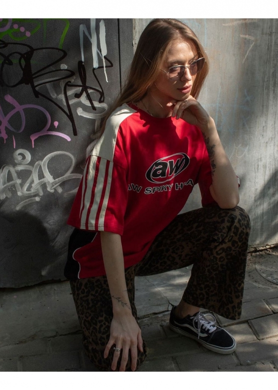 Червона футболка AW Spiky Head Color Red T-Shirt Unisex
