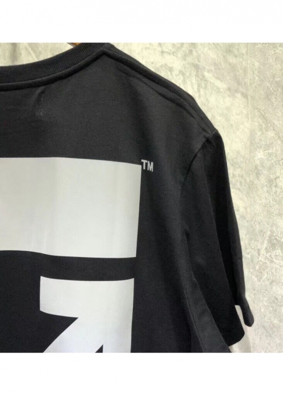 Off-White Reflective Arrows Color Black T-shirt Unisex