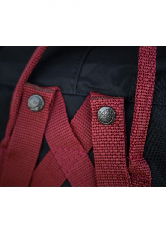 Чорний рюкзак Fjällräven Kånken Classic Color Black Burgundy Backpack